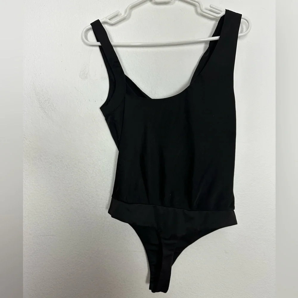 ASTR The Label Small  Black Asymmetric Sleeveless Bodysuit EUC AT16767